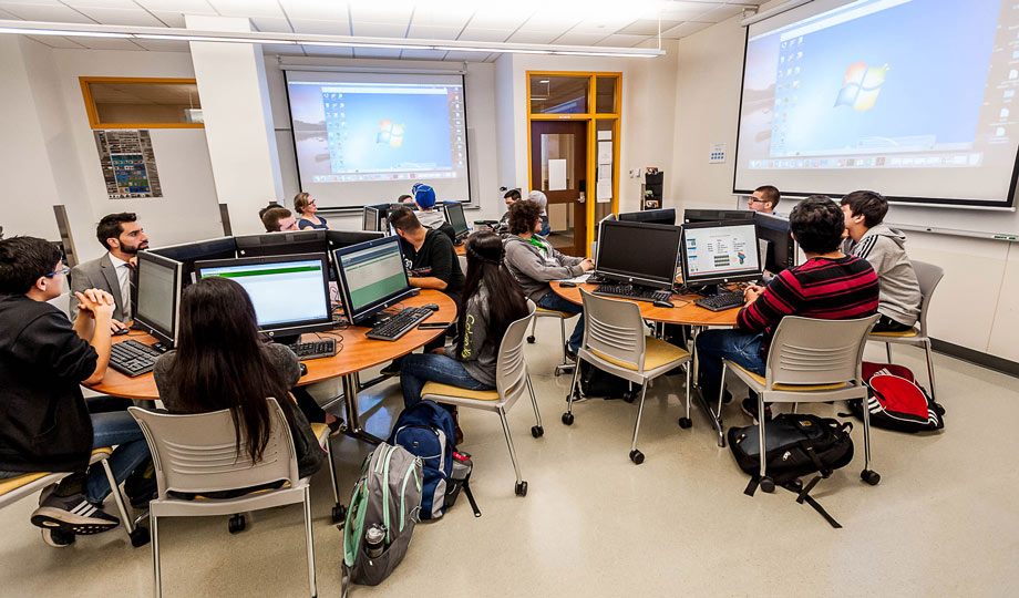 students in a computer information science class